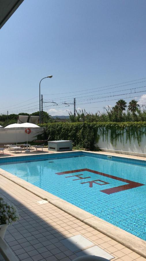 Hotel Royal San Benedetto del Tronto Exterior photo